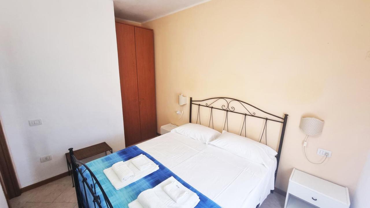 La Baia Apartments Sa Rocca Tunda Экстерьер фото